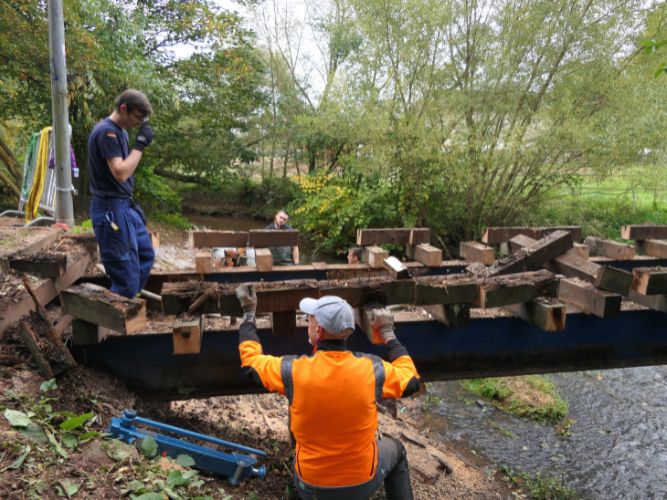 Projekt Brückenbau - Tag 1