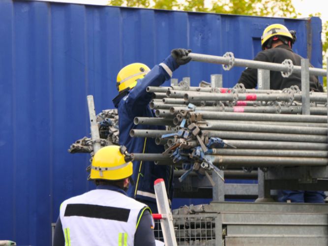 Dienstags-Ausbildung Einsatzübung (Abstützen/Ausleuchten)