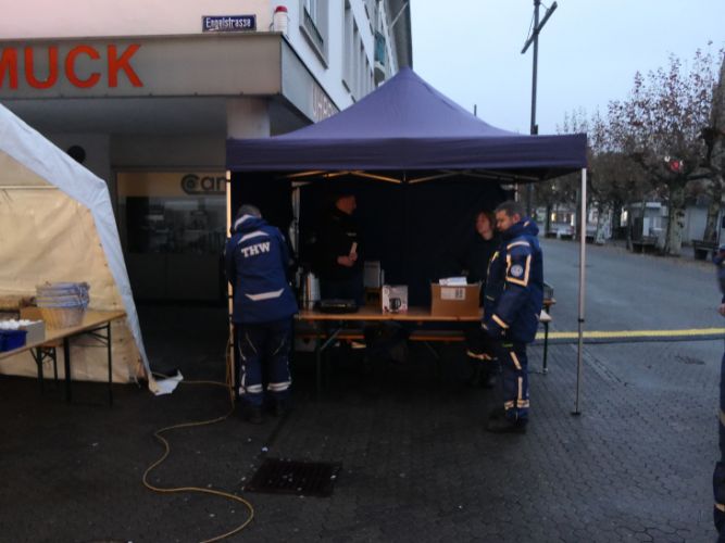 Traditionelle Erbsensuppe-Kochaktion 