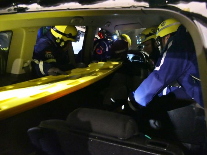 Ausbildung - Retten aus Fahrzeugen