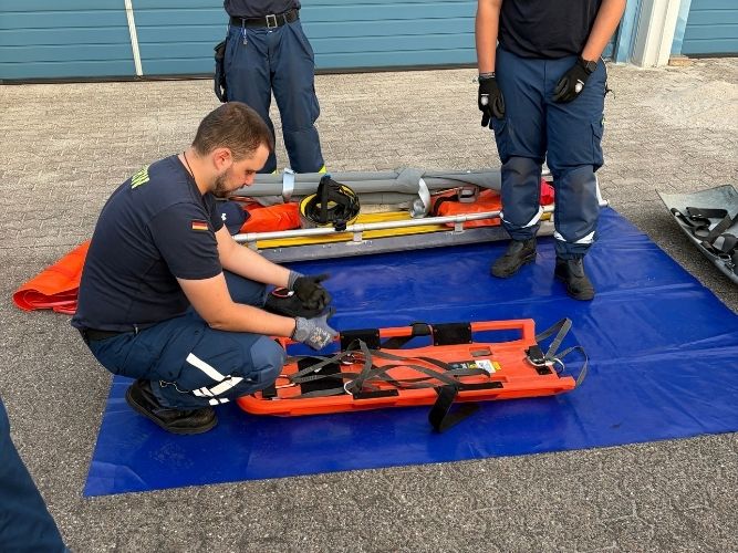 Dienstags-Ausbildung Rettungsmittel