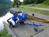 Pumpe 5000L auf Anhänger - Bild 1